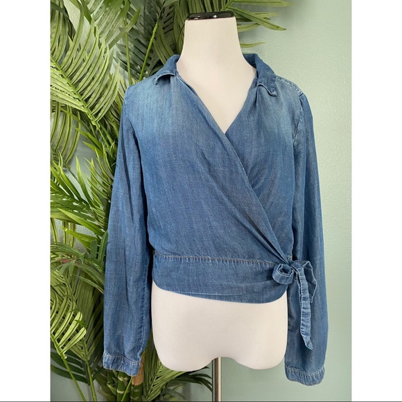 cloth & stone Tops - 2 for $20/Cloth & Stone denim chambray wrap top